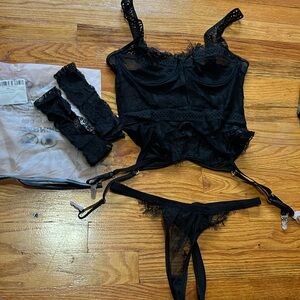 Brand new never worn sexy lingerie set in black size small